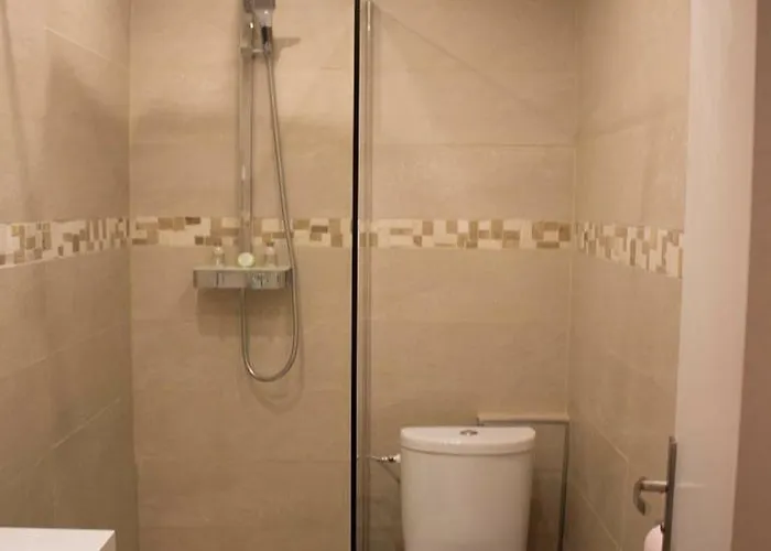 På 20 M² I Med 1 Og 1 Private Badeværelser